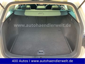 Volkswagen Golf - 8