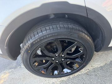 Land-Rover Discovery Sport - 6