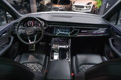 AUDI Q7 50 TDI competition plus*AHK*HU*B&O*PANO*VOLL AUDI Q7 50 TDI competition plus*AHK*HU*B&O*PANO*VOLL