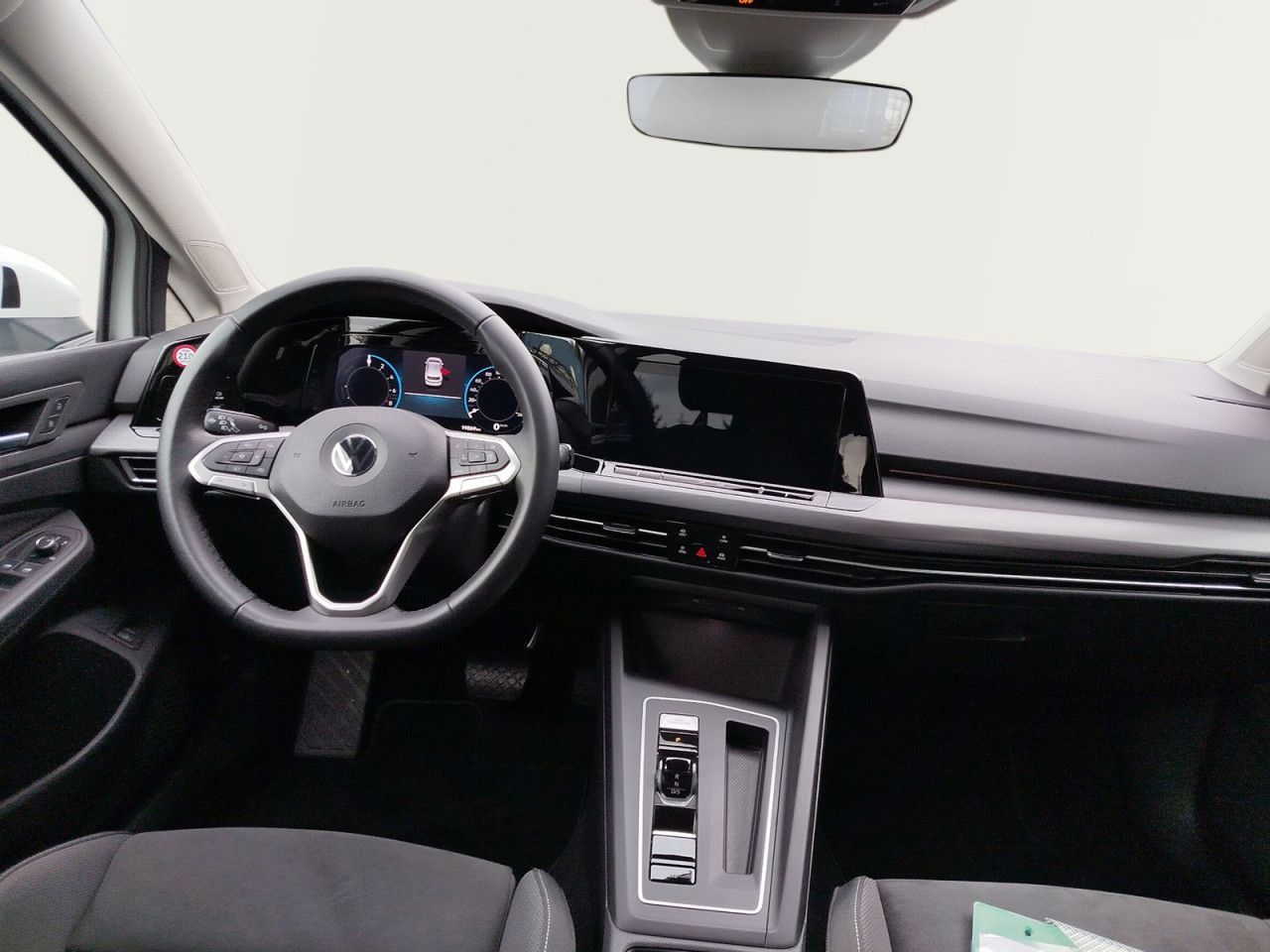 Fahrzeugabbildung Volkswagen Golf Style 1.4 TSI eHybrid 150 kw 6-Gang DSG