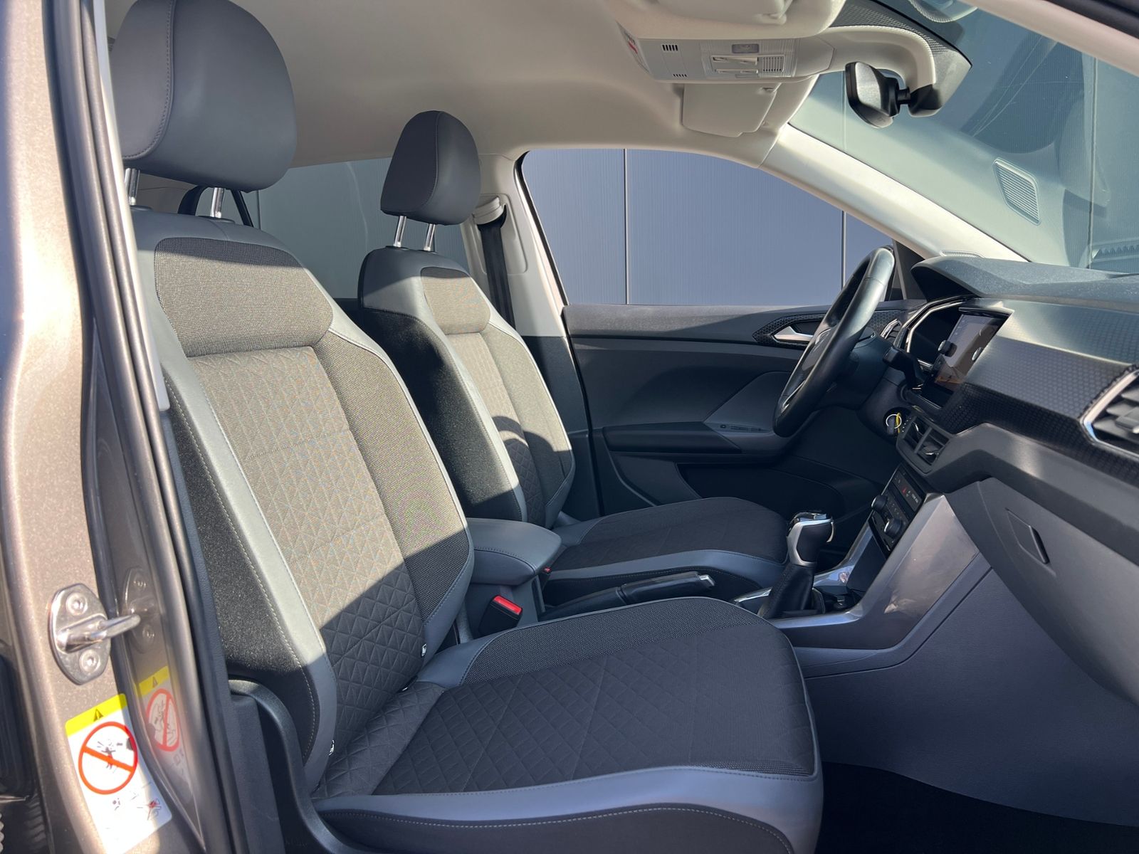 Fahrzeugabbildung Volkswagen T-Cross Style 1.5 TSI DSG *AHK, Navi, ACC, Rückf