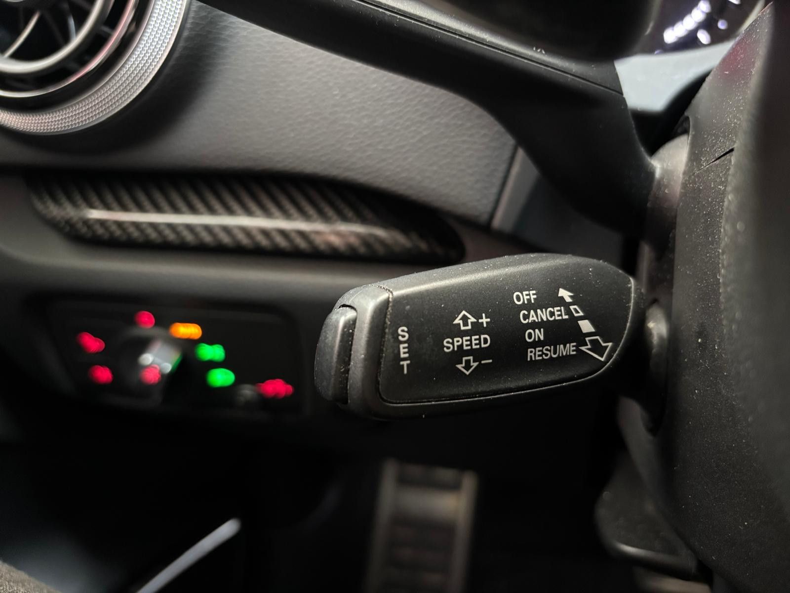 Fahrzeugabbildung Audi RS3 2.5TFSI quattro noOPF*B&O*Carbon*280kmh*LED