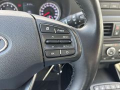 Fahrzeugabbildung Hyundai i10 Select KLIMAANLAGE PDC SITZHEIZUNG TEMPOMAT