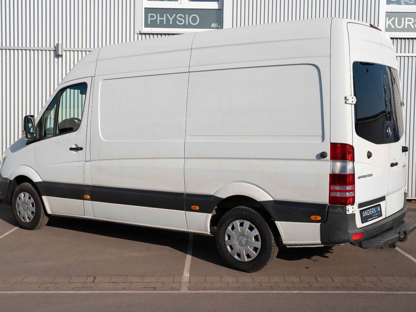 Fahrzeugabbildung Mercedes-Benz SPRINTER II L2H2 KASTEN 216 CDI AHK  KLIMA TEL