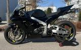 Honda CBR 600 RR  - HONDA CBR 600 RR
