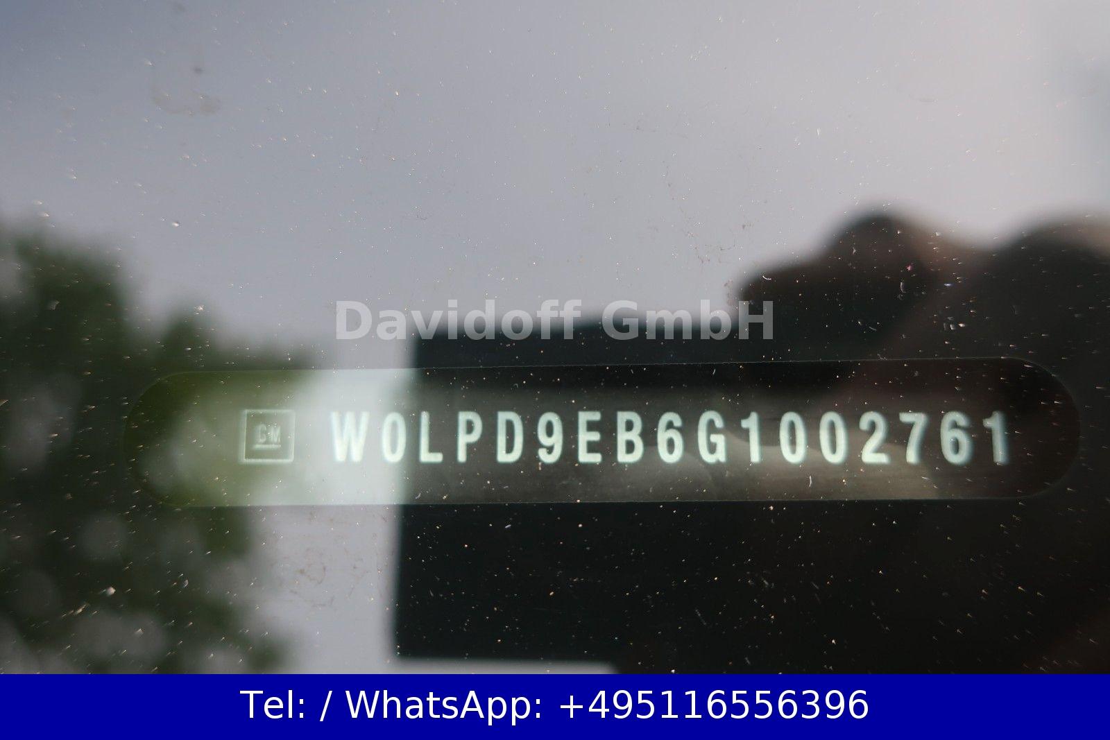 Opel Zafira 2015 — photo 10