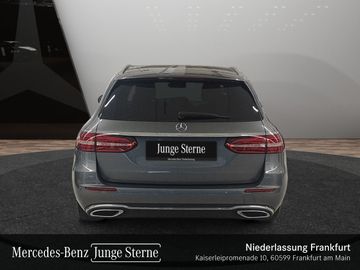Mercedes E 220 - 8