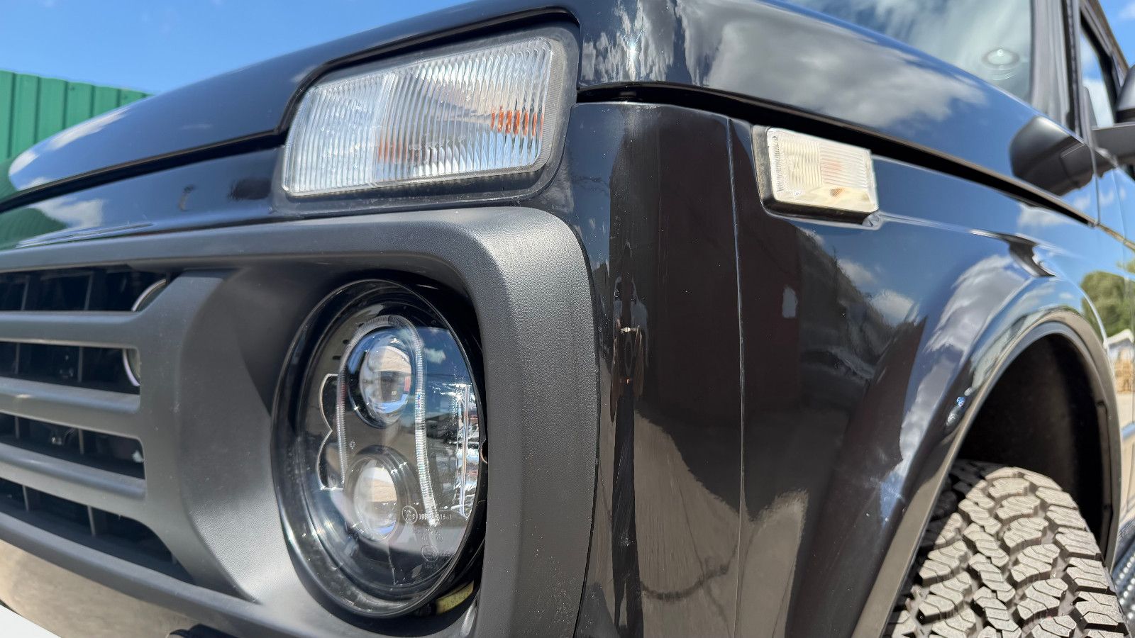 Fahrzeugabbildung Lada NIVA ! NEUE VIP-2-AUSST.! LEGEND "PREMIUM PLUS"!