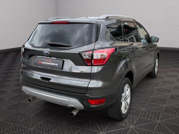 Ford Kuga - 12