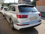 Audi Q7 3.0 TDI AT quattro S line AHK LED Navi SHZ WR - Audi Q7 Gebrauchtwagen in Dresden