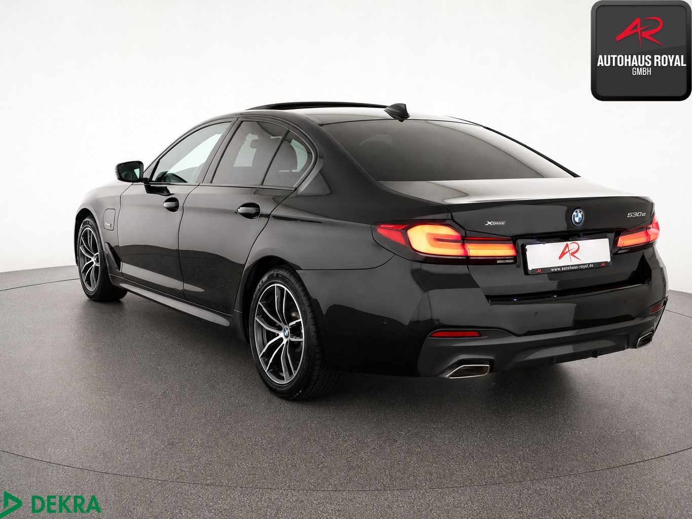 BMW 530 e xDrive M SPORT KEYLESS,ACC,KAMERA,HUD,H/K imagem 3