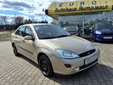 Ford Focus 1,6 16 V Ghia Klima Servo ABS Nebel - Ford Focus: Se