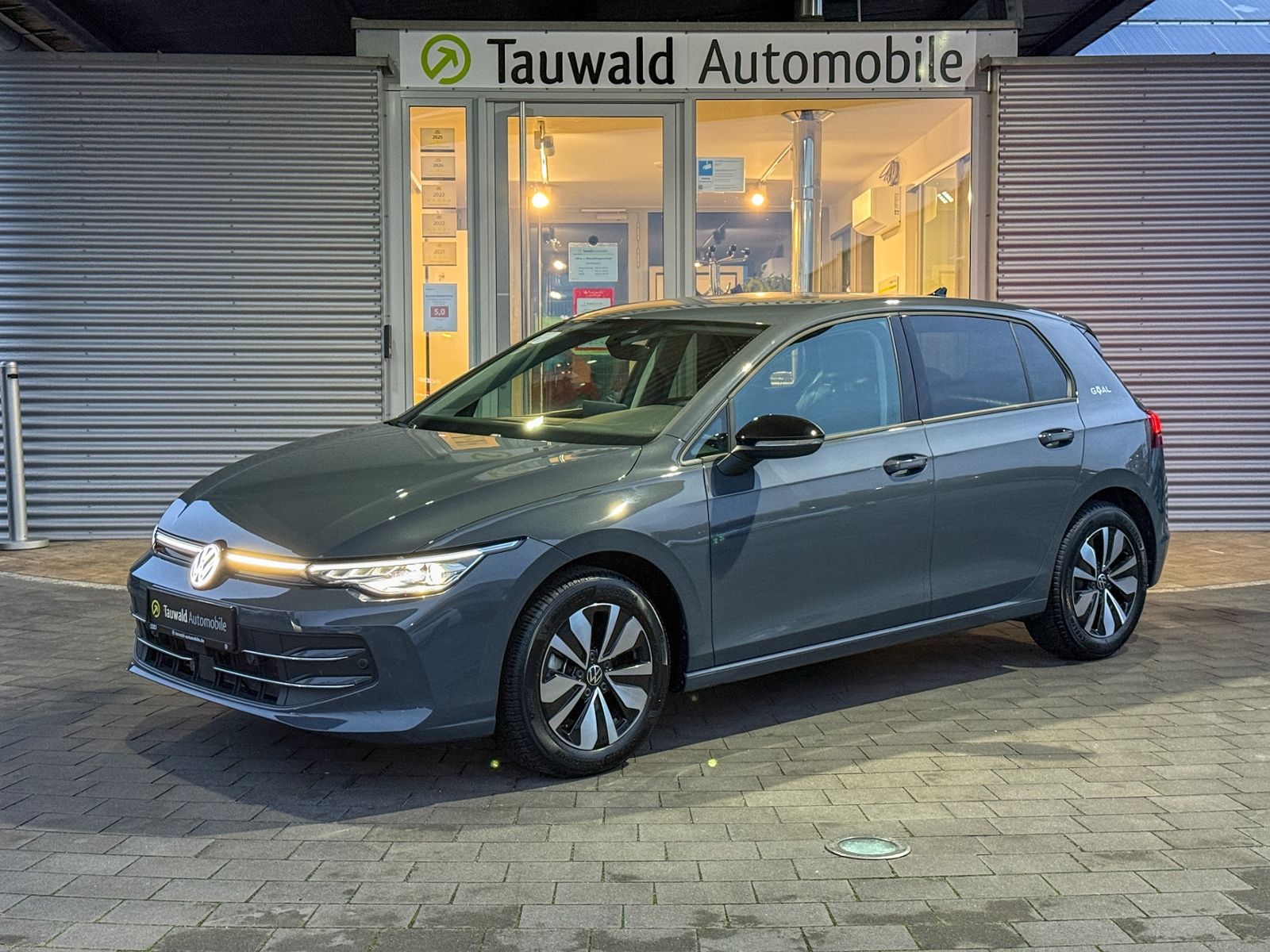 Volkswagen Golf - Bild 2