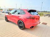 Porsche CAYENNE S 4,2 TDI V8 - GTS OPTIC -  - Porsche Cayenne: Rot