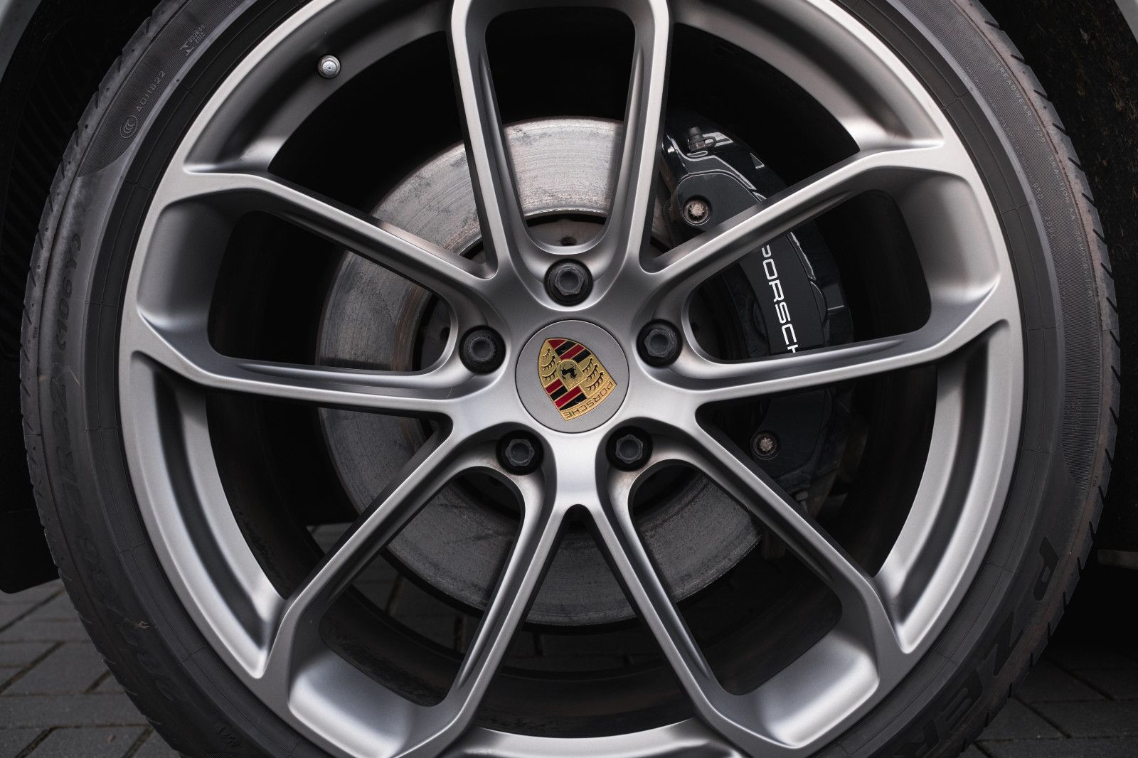 Fahrzeugabbildung Porsche Coupe GTS-Leichtbau-Inno-STHZ-PASM-360 Kamera