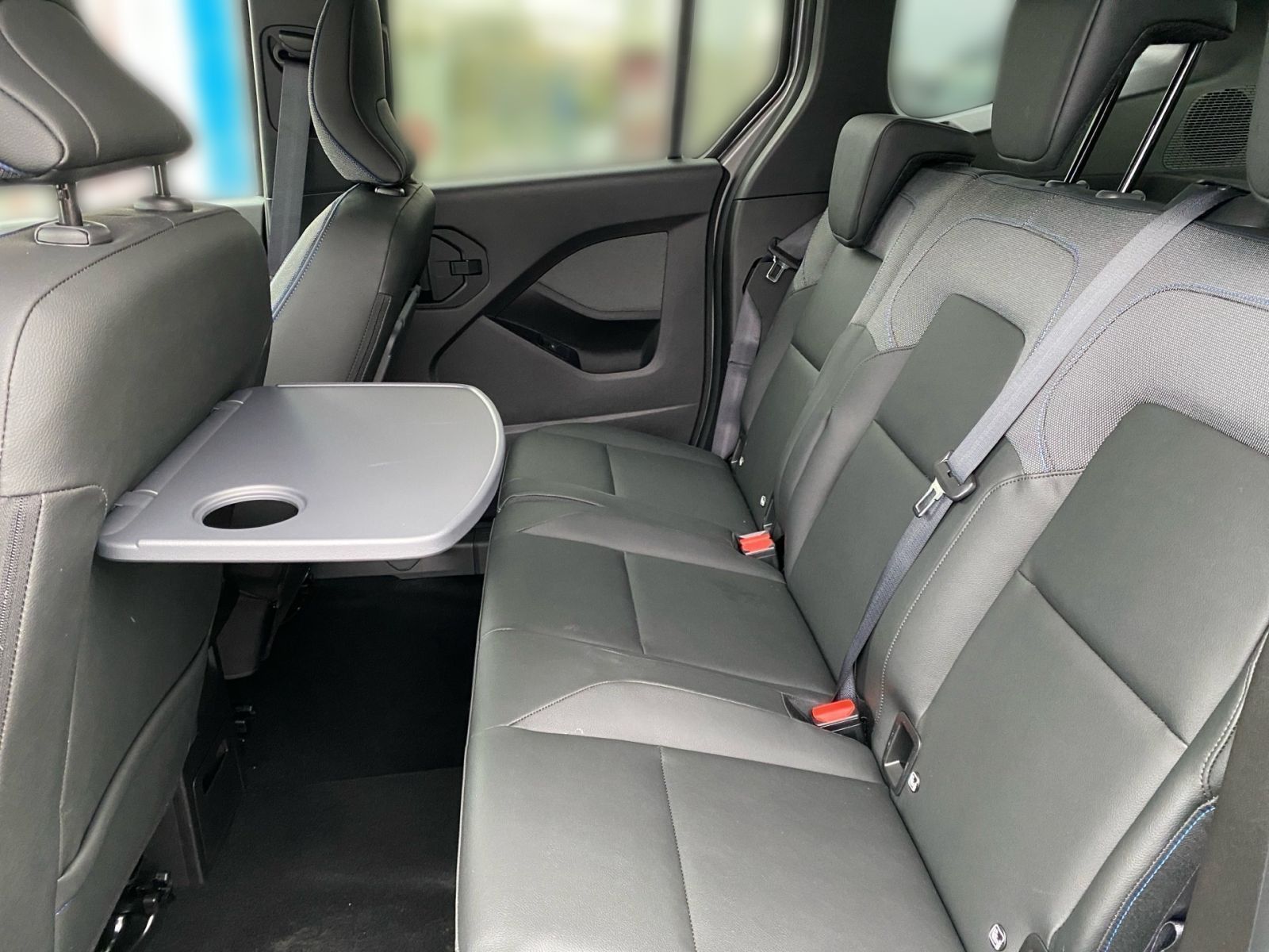 Fahrzeugabbildung Nissan Townstar Kombi L1 Automatik Tekna *NAVI*360°-KAM