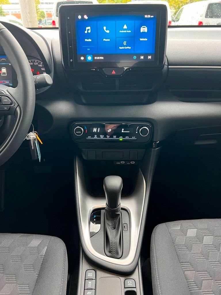 Fahrzeugabbildung Toyota Yaris Hybrid Teamplayer Comfortpaket