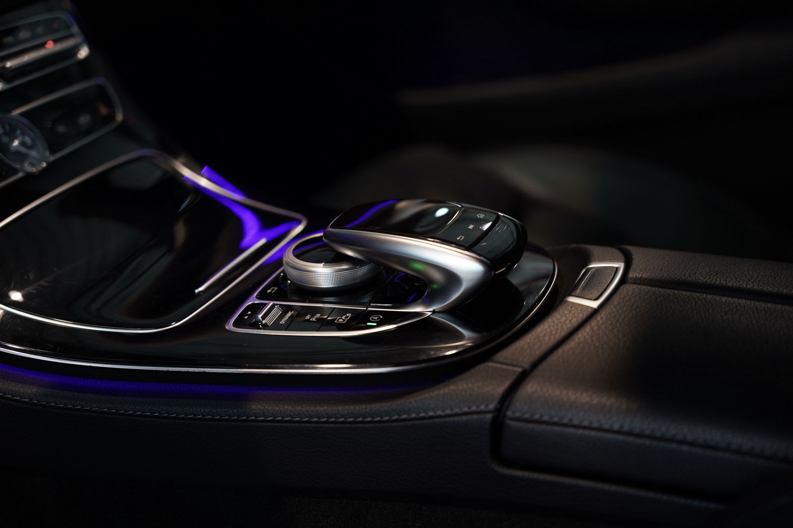 Mercedes Benz E 220