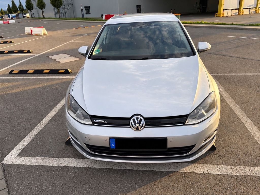 Image of Volkswagen Golf