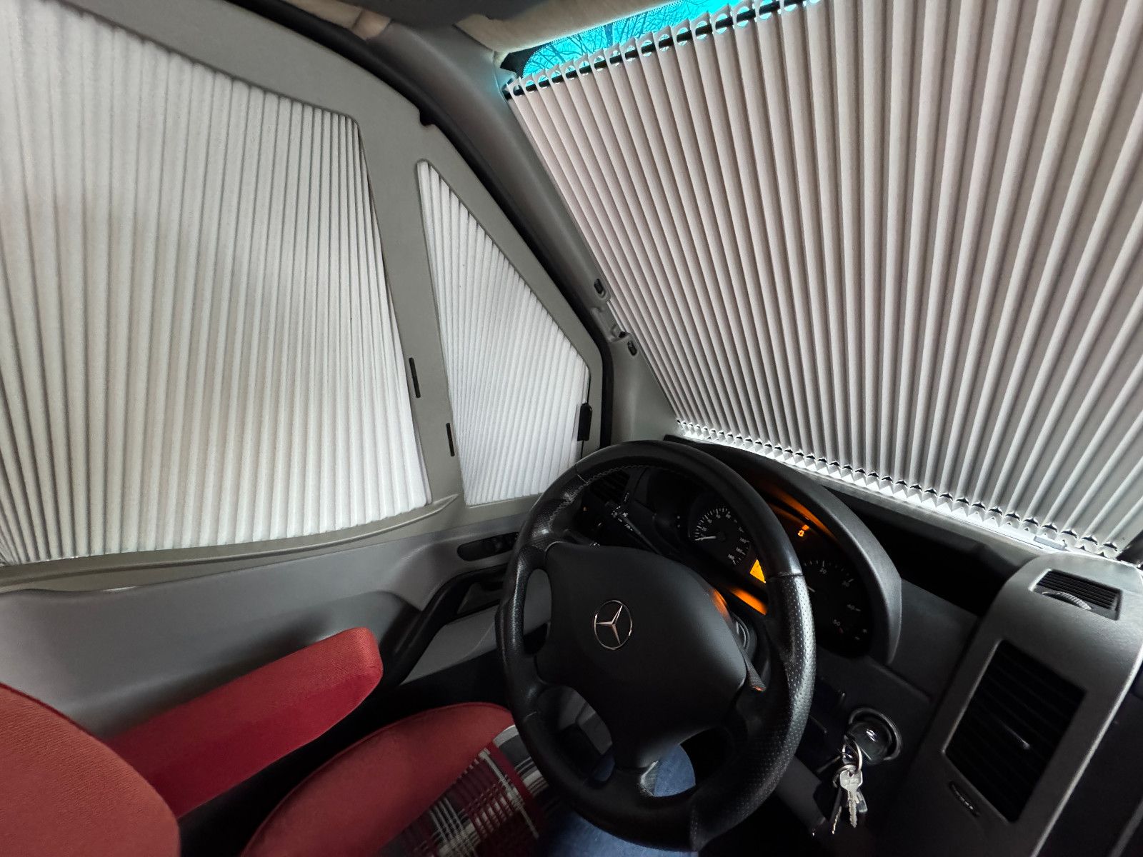 Fahrzeugabbildung La Strada REGENT S MERCEDES SPRINTER 7G-TRONIC SOLAR 1HAND