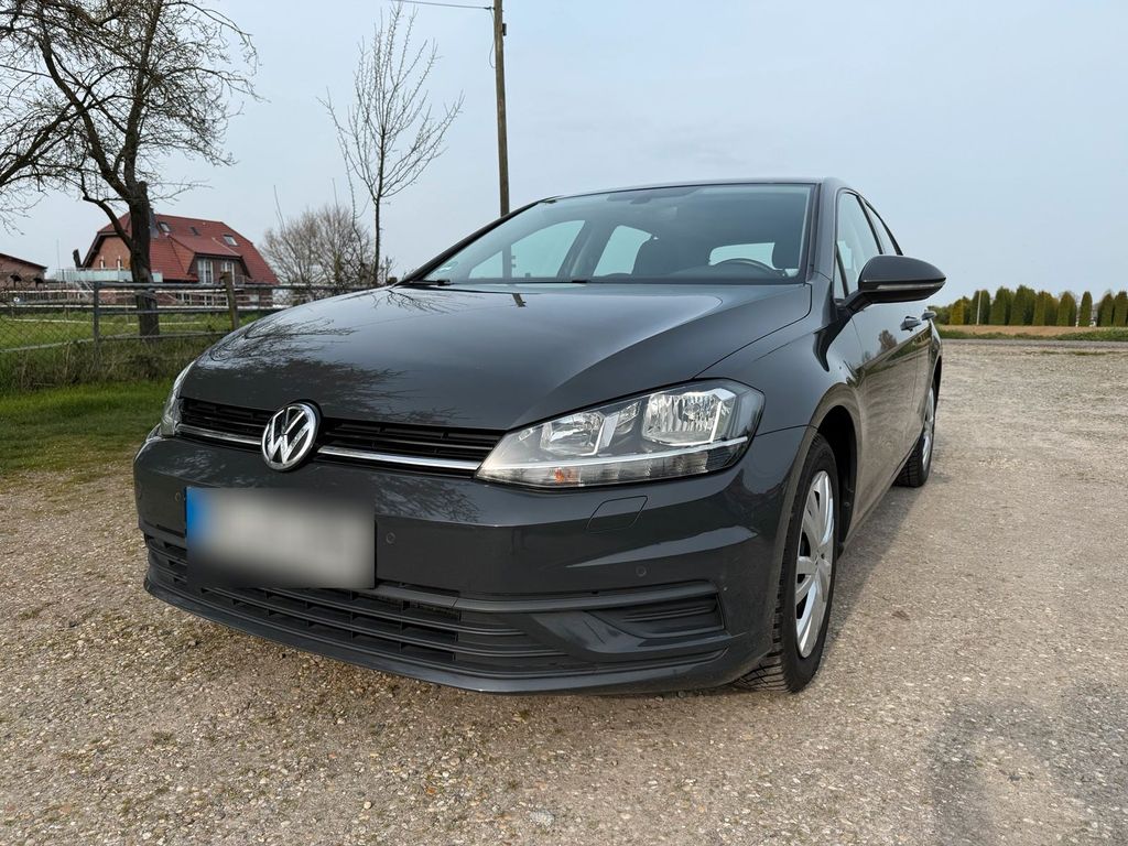 Image of Volkswagen Golf