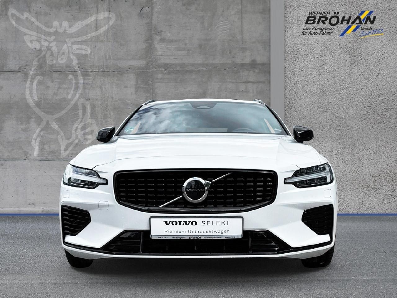 Fahrzeugabbildung Volvo V60 T6 AWD Plug-In Hybrid Plus Dark