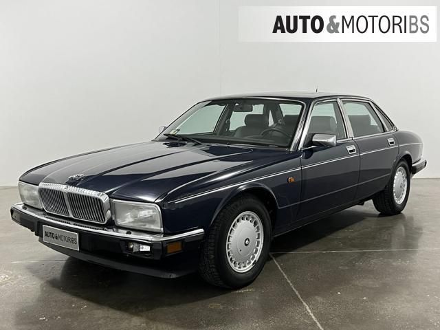 Jaguar JAGUAR Daimler 4.0 XJ6 (XJ40) *CAMBIO MANUALE*