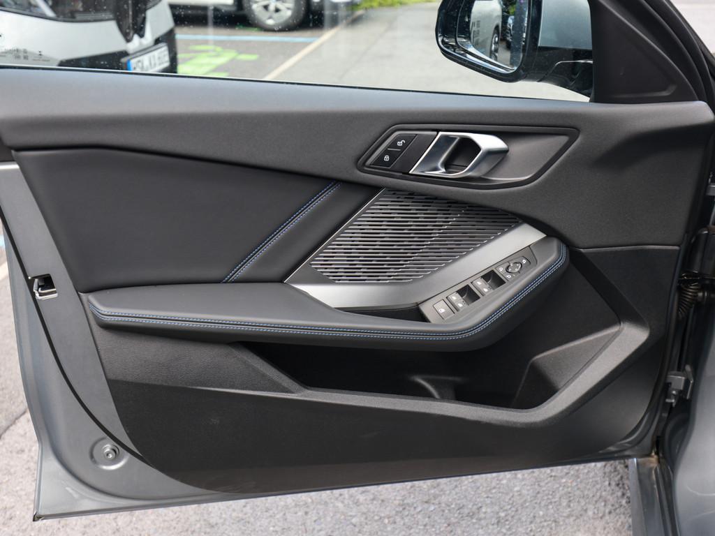BMW 1 Series M-Sport PANO LED ACC NAVI KAMERA SHZ PDC, миниатюра 25