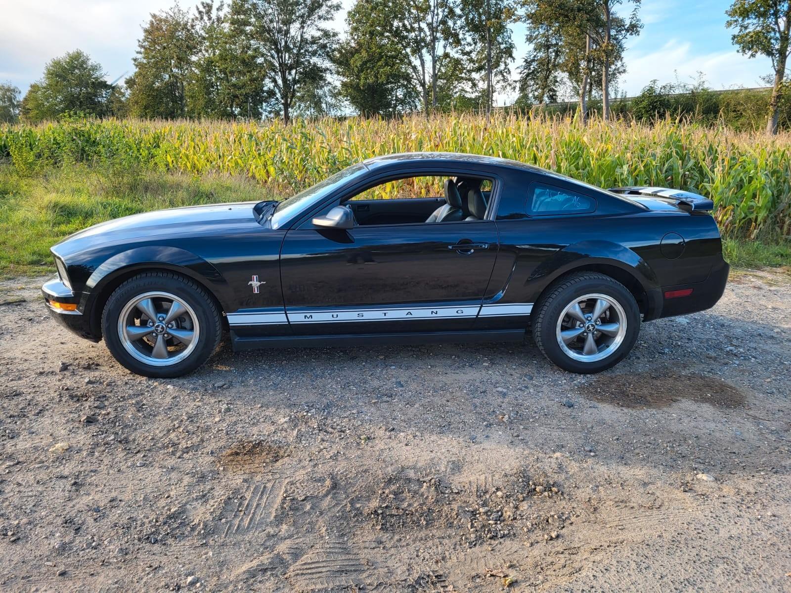 Ford Mustang Premium 4.0 V6