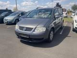 Volkswagen Touran Trendline 1.6 / 1 Hand / Scheckheft / TOP
