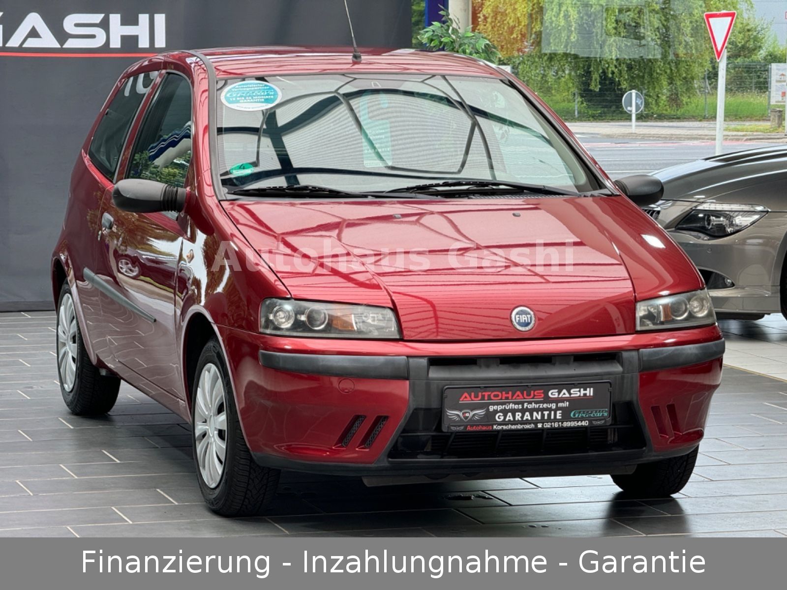 Fahrzeugabbildung Fiat Punto 1.2Active*2.HD*Klima*Zahnriemen+Reifen Neu