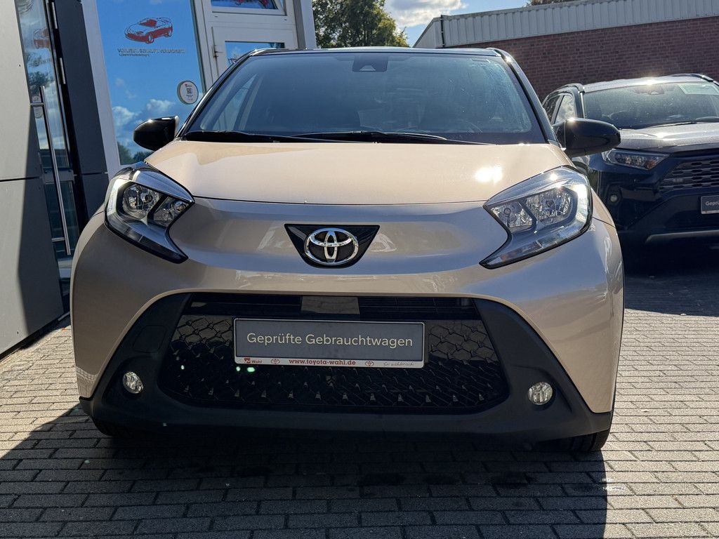 Toyota Aygo X 1.0 Team D imagem 2