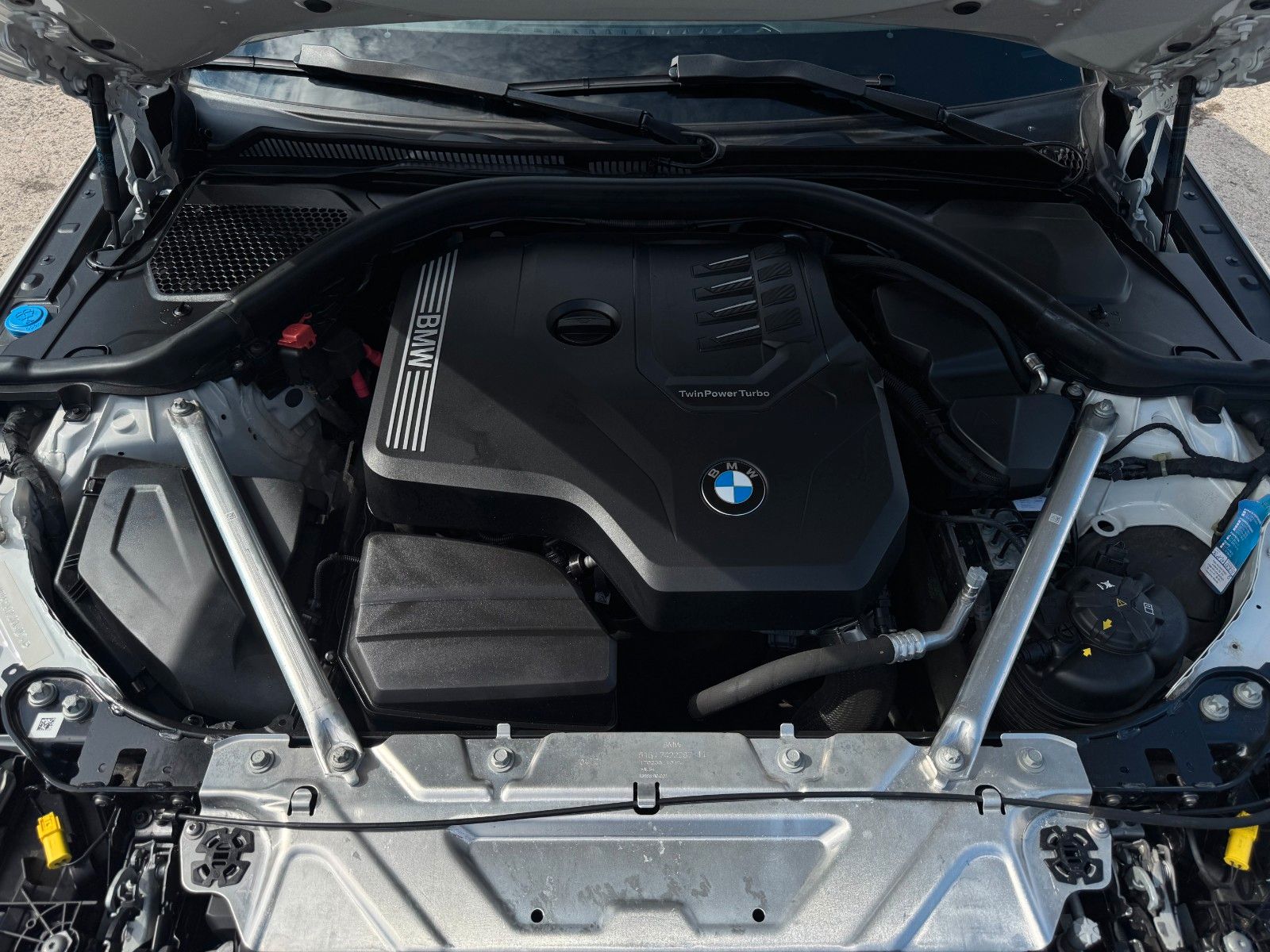 Fahrzeugabbildung BMW 420i Cabrio Aut. Memory Leder CAM HiFi AHK