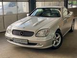 Mercedes-Benz SLK 200 K. 1.Hand nur 33.TKM TOP! - Mercedes-Benz SLK 200 Gebrauchtwagen in Stuttgart