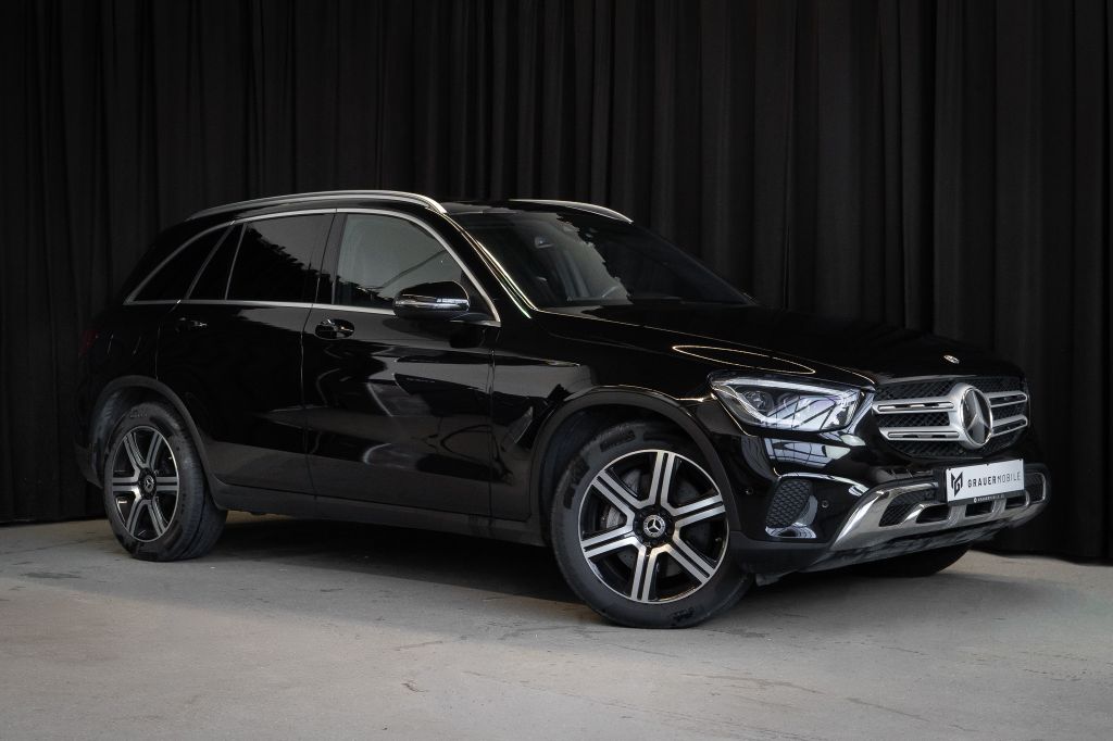 Image of Mercedes-Benz GLC 400