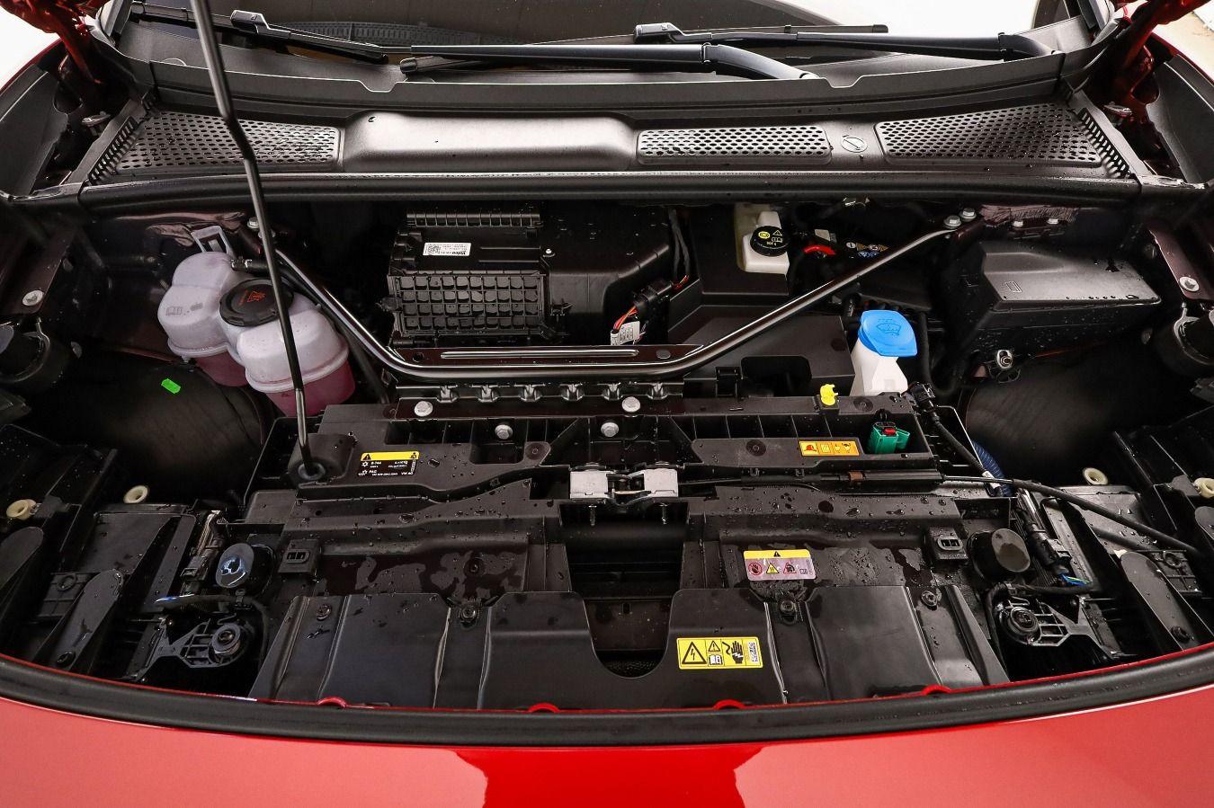 Volkswagen ID.7 GTX 4M*WÄRMEPUMPE*IQ.LIGHT*AHK*KAMERA*PDC*N