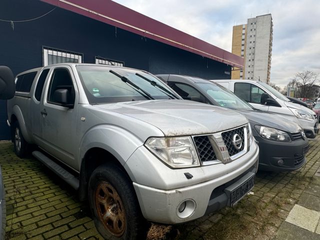 Nissan Navara Pickup King CabLE 4X4*Motor startet nicht