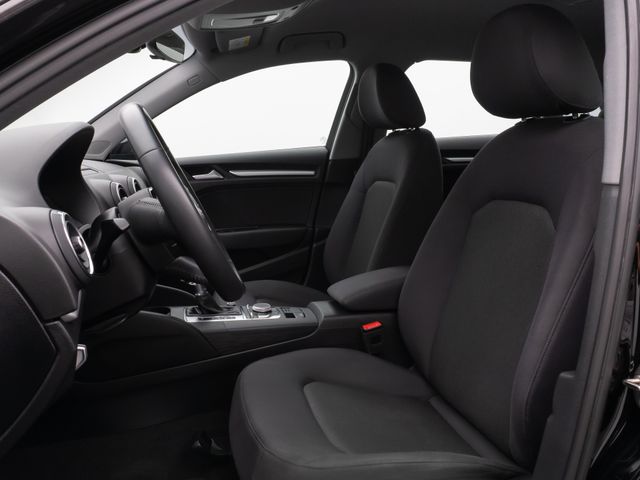 Foto Nummer 31: AUDI A3