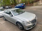 Mercedes-Benz MERCEDES E 350 CDI 4 MATIC AMG SPORTPAKET - Mercedes-Benz E 350 aus 2011: 4matic