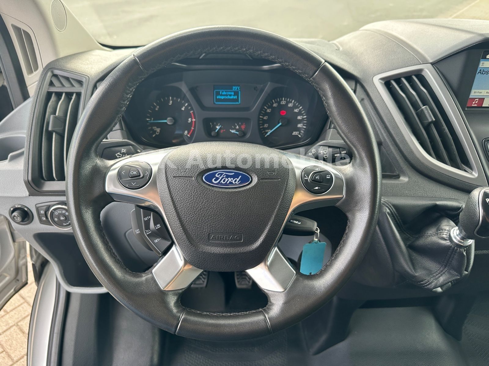 Fahrzeugabbildung Ford Transit Kasten 350 H2L3 Trend/Navi/Klima/PDC