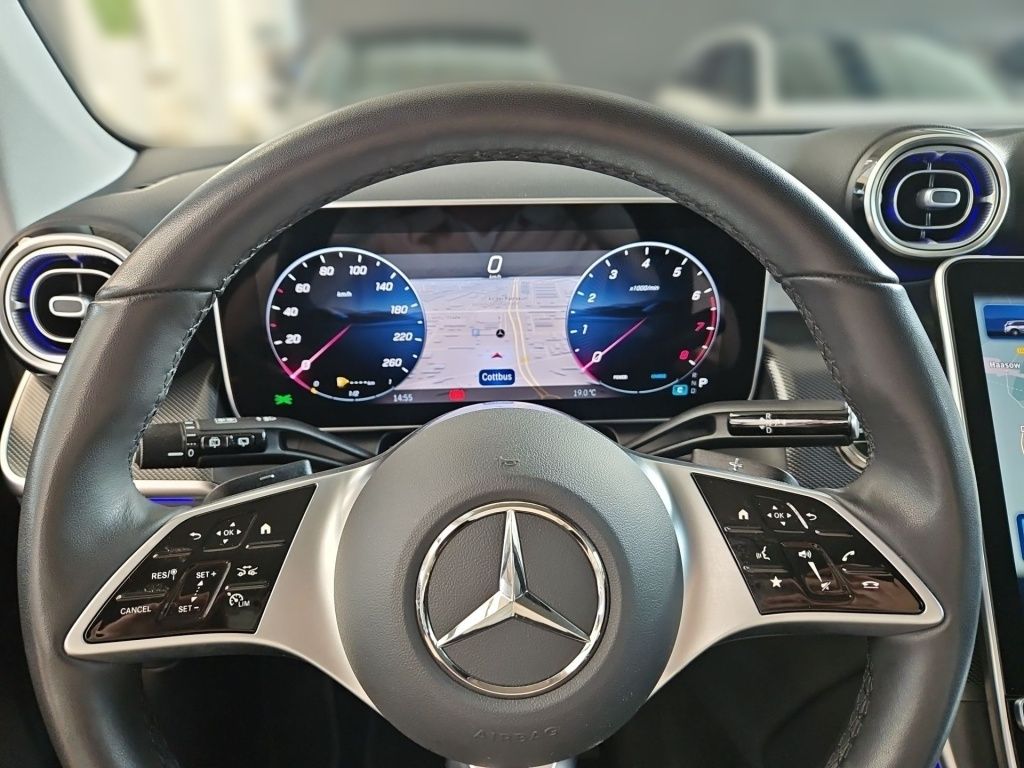 Fahrzeugabbildung Mercedes-Benz GLC 200 4M Avantgarde AHK Totwi. Memory LED SHZ