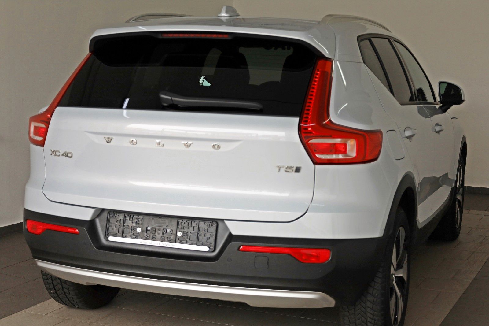 Fahrzeugabbildung Volvo XC40 Inscription Recharge TLeder,Navi,LED,SH,PDC