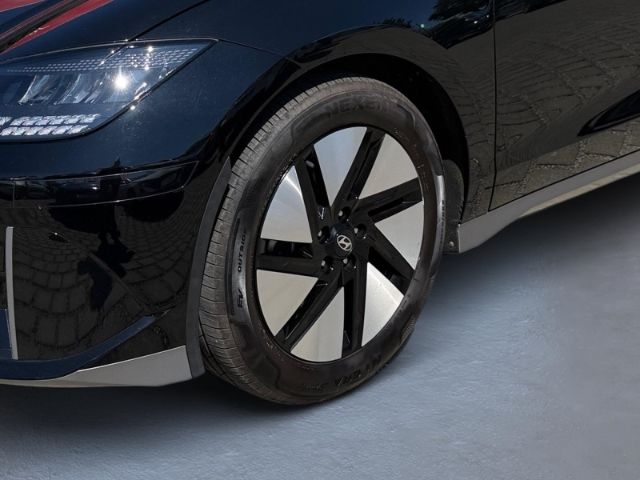 Fahrzeugabbildung Hyundai IONIQ 6 Basis Elektro +KLIMA+LED+PDC+RFK+SHZ+UVM