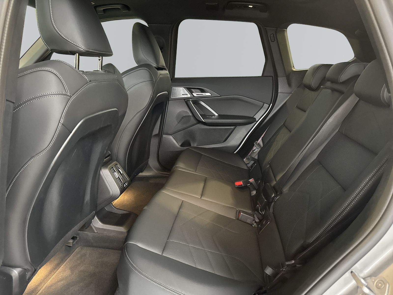 BMW iX1 - Bild 9