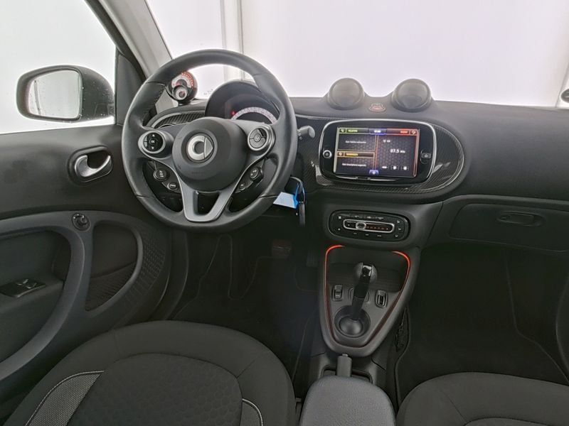 Fahrzeugabbildung Smart Smart Fortwo EQ Passion EXCLUSIVE+22-KWBORDLADE