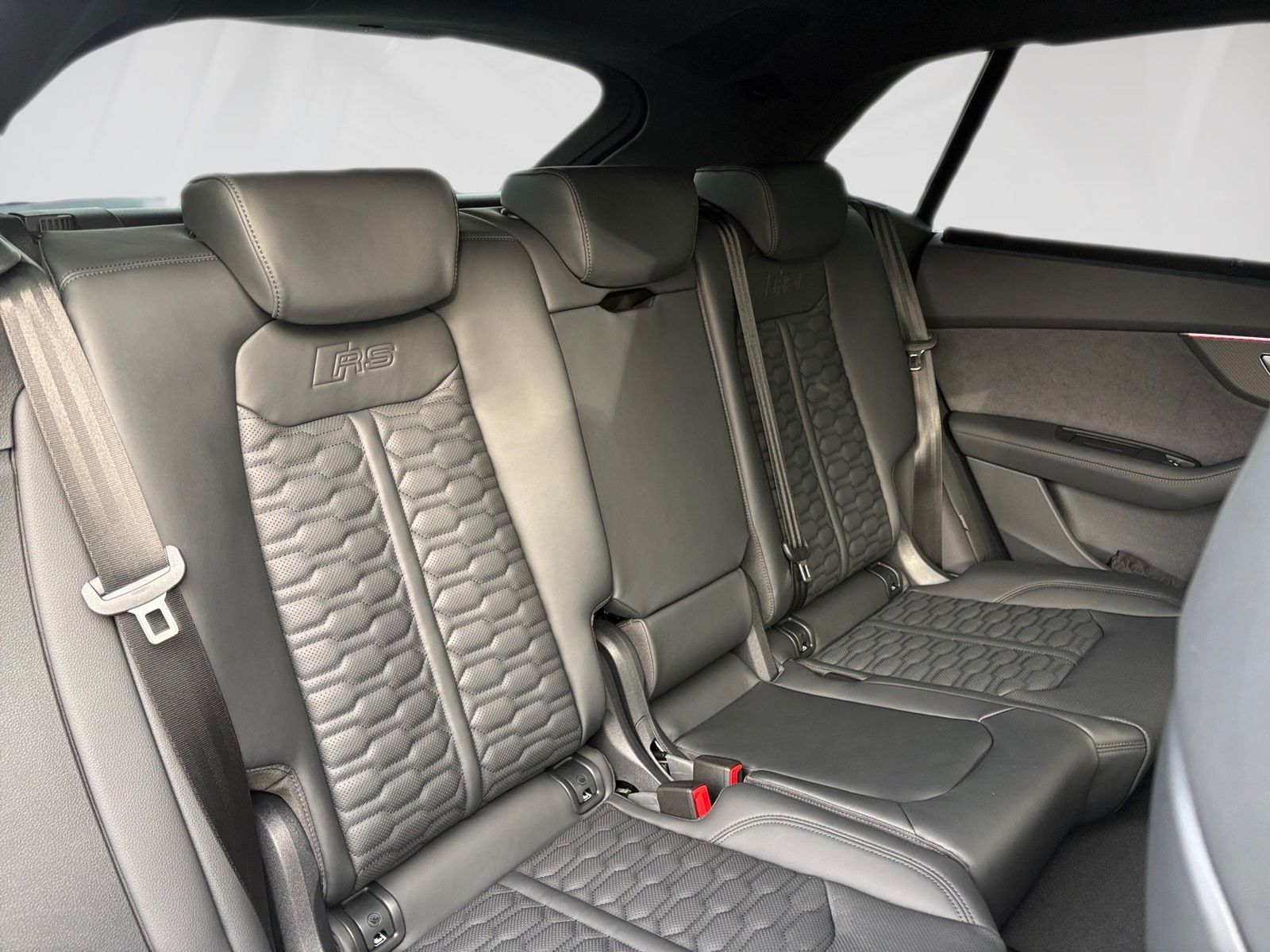 Audi RSQ8 - Bild 10