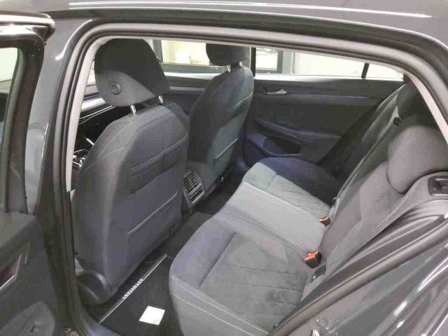 Volkswagen Golf - Bild 9