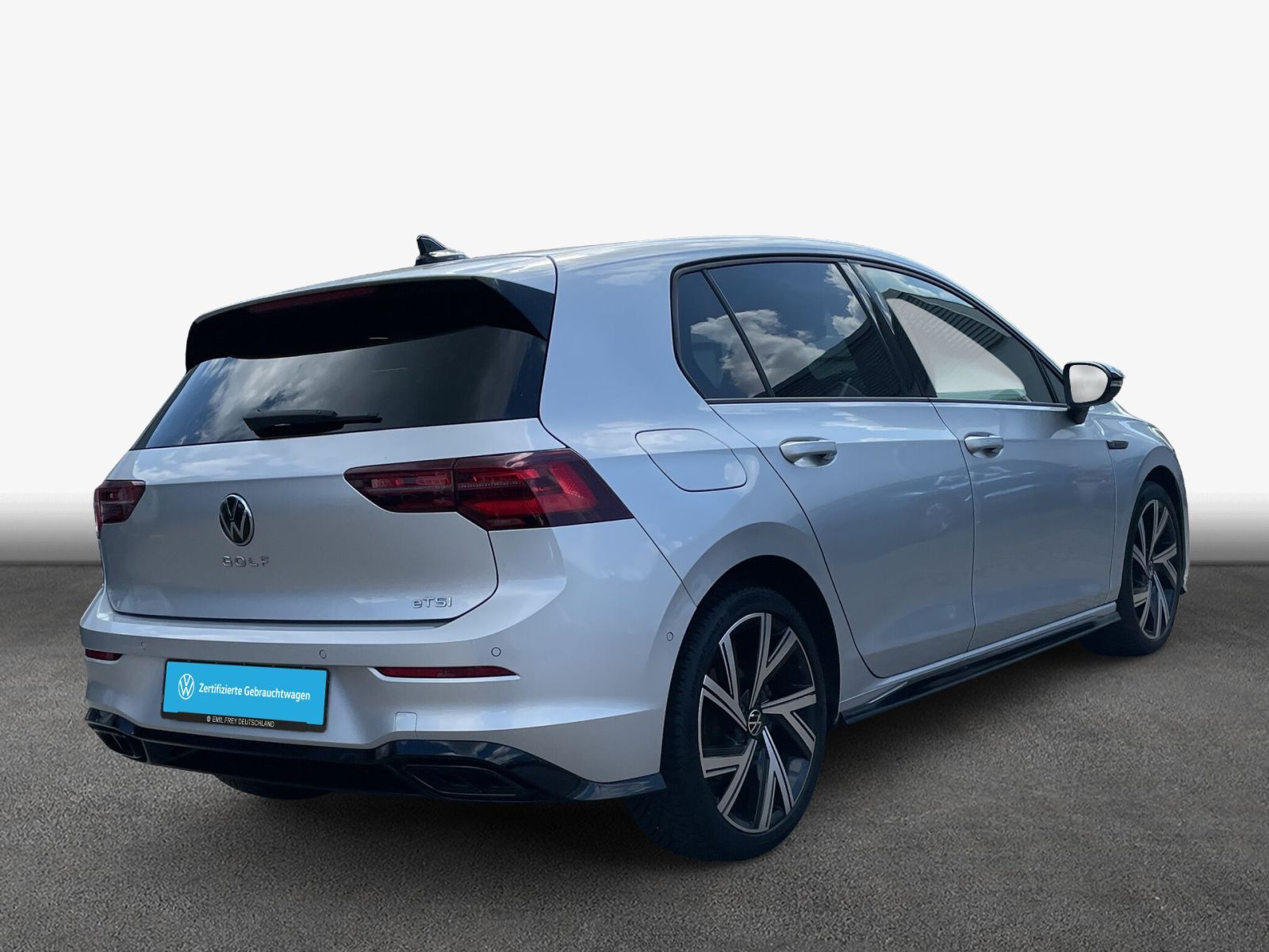 Volkswagen Golf VIII R-Line 1,5 l eTSI OPF DSG Panodach AHK foto 2