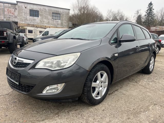 Opel Astra J Sports Tourer Design Edition 1,7cdti