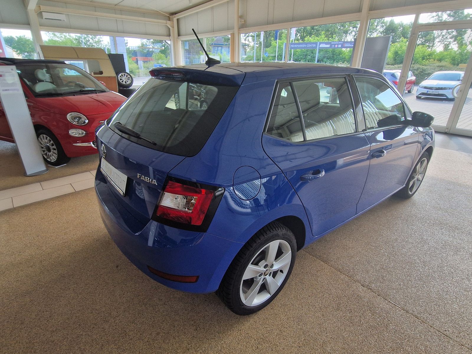 Fahrzeugabbildung SKODA Fabia 1.0l MPI 55kW Cool Plus, PDC,SHZ